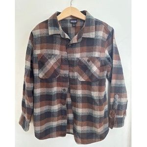 Patagonia Kids flannel shirt size S 7-8